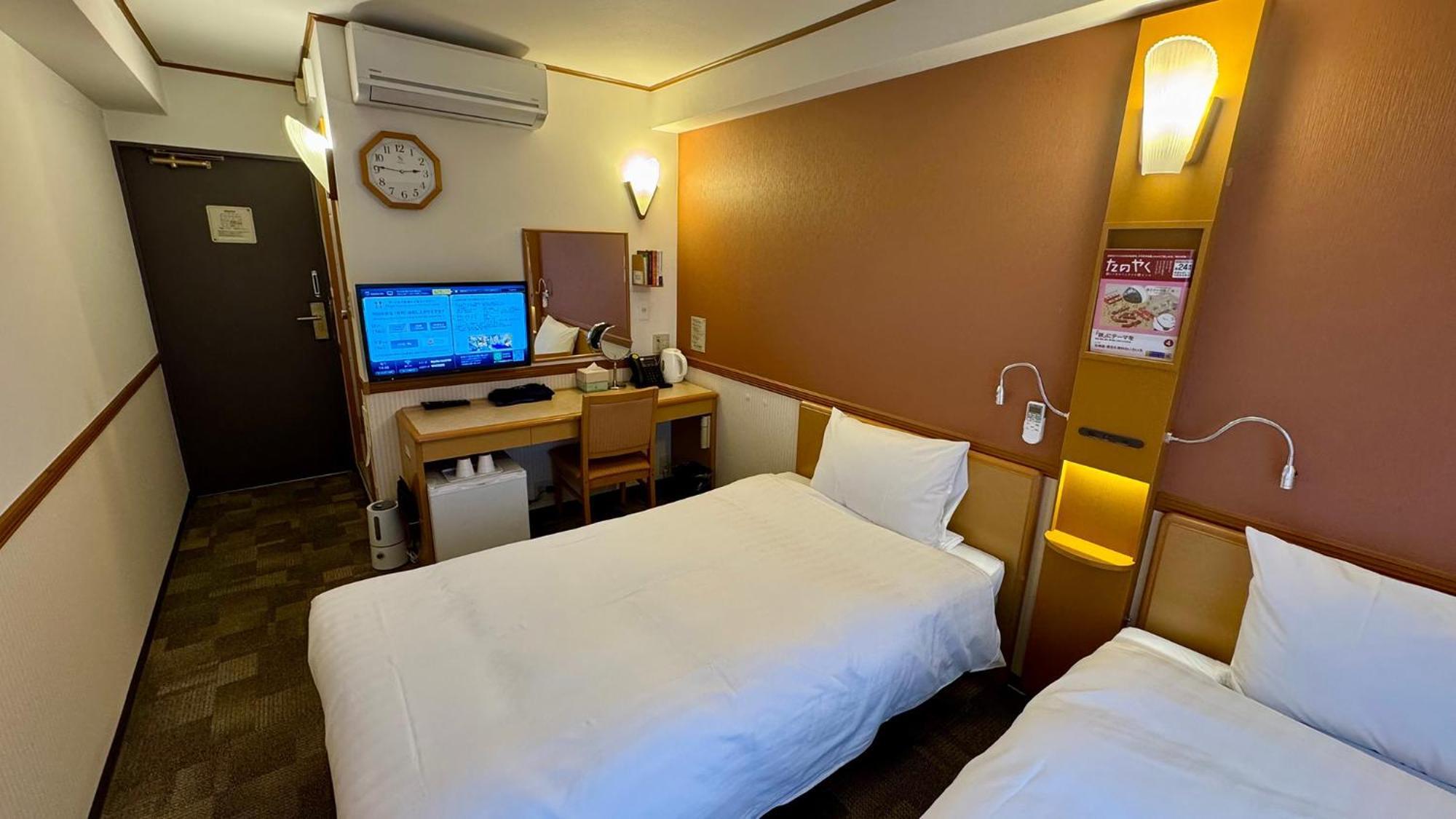 Toyoko Inn Shin-Yokohama Ekimae Honkan Zewnętrze zdjęcie